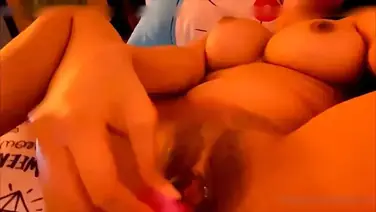 Siskaeee Colmek Santai Pakai Dildo Besar